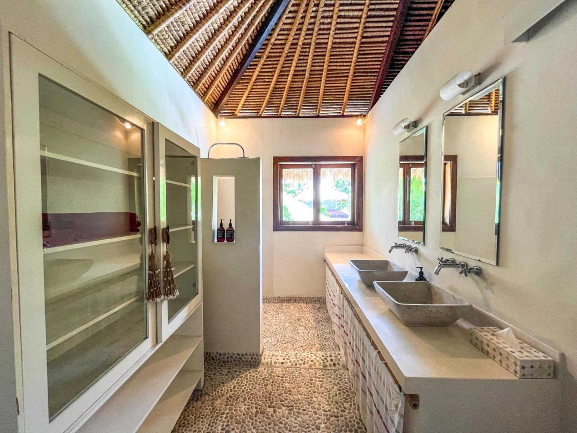 Nak - Charming 4br Family-friendly Villa, Walking Distance To Villa *