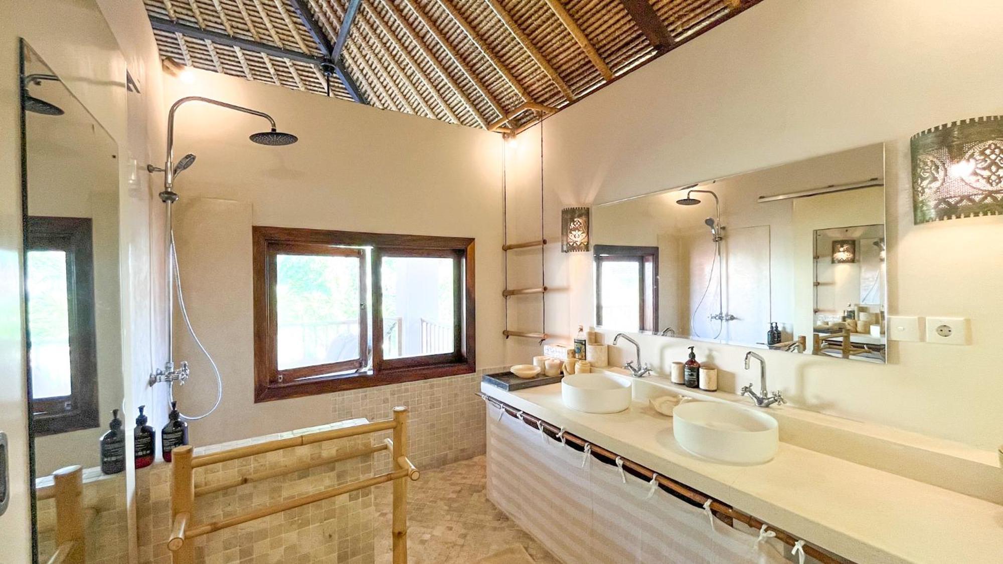 Nak - Charming 4br Family-friendly Villa, Walking Distance To Seminyak (Bali)